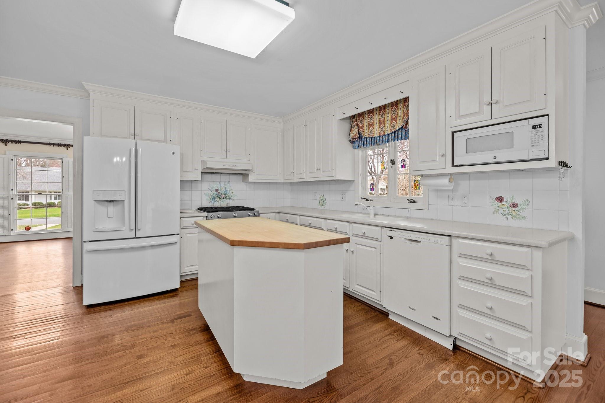 Barclay Downs - Residential