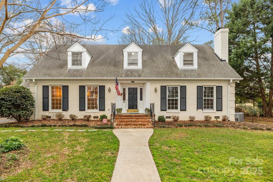 Incredible 1.5 story house on a .67 acre lot in the heart of Barclay Downs.  One of the largest lots in the neighborhood.  Wonderful floor plan with large formal living and dining rooms and a spacious den with a fire place. 
The cheerful kitchen and breakfast room are centrally located between the dining room, the den and the bright sunroom/family room. Incredible natural light and expansive views of the private back yard. The main level also includes one bedroom and a full bathroom. The upper level includes the primary bedroom and bathroom along with 2 secondary bedrooms, a full bathroom and a flex room that could be any office or craft room. Dormer attic storage. The huge backyard is perfect for a pool or a gardener's dream. Mature landscaping provides a park like setting when in full bloom.