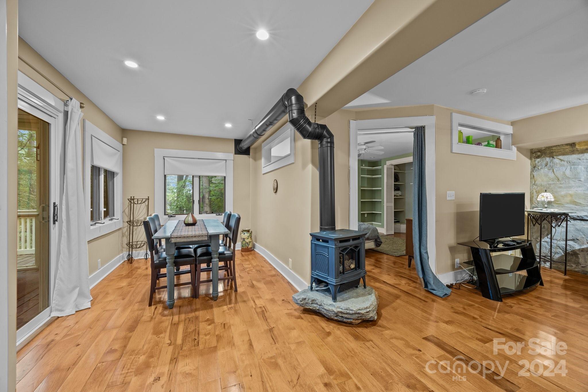 Montford - Residential