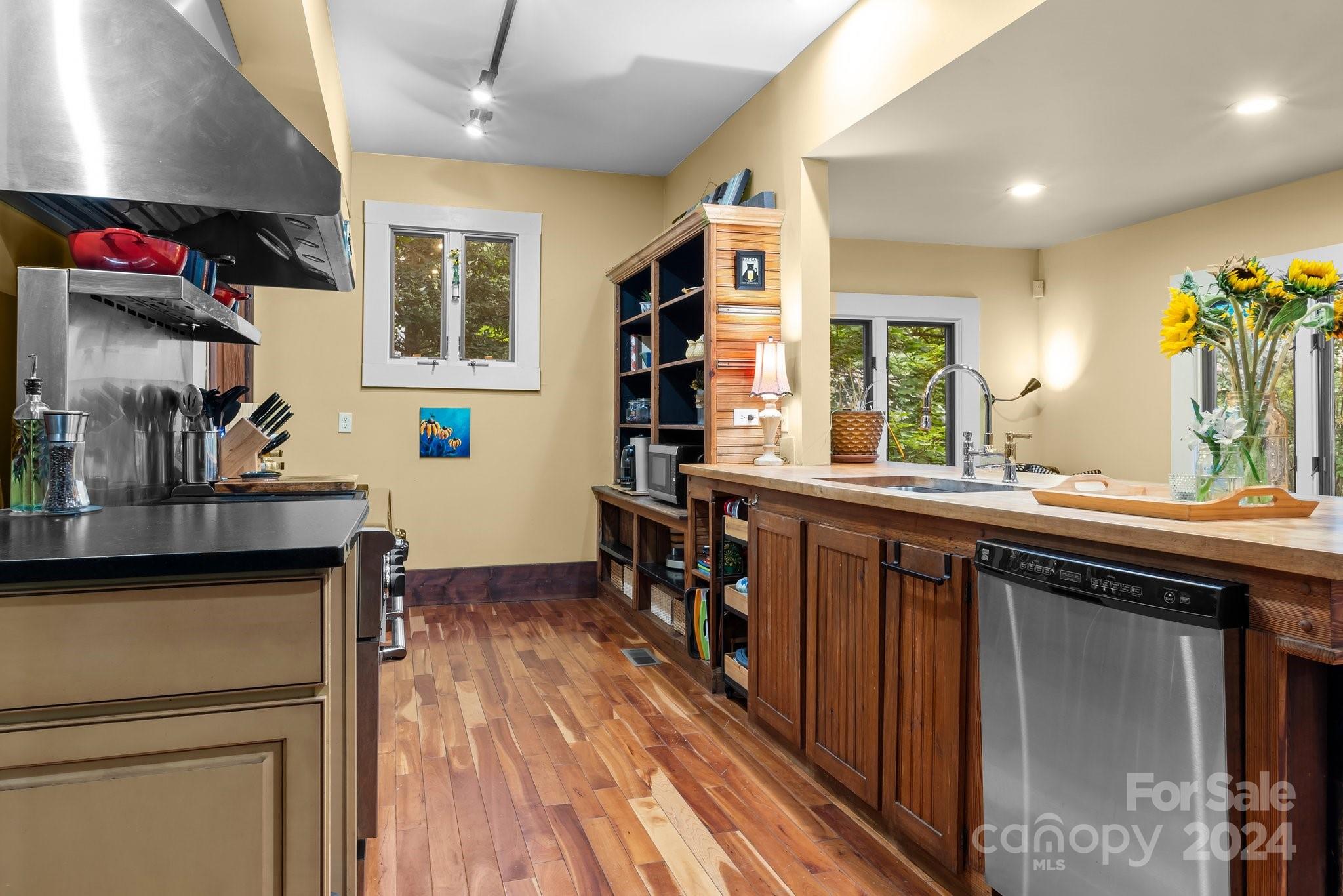 Montford - Residential