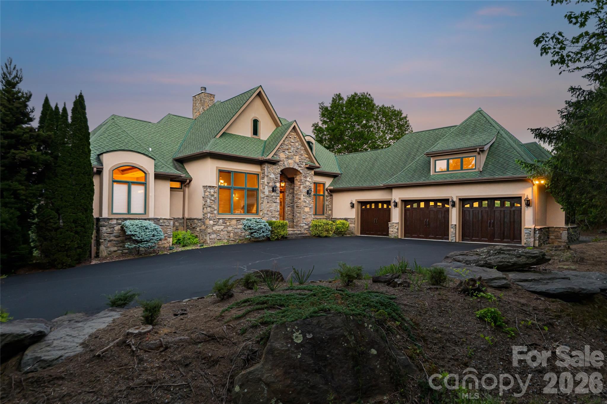 326 Summit Drive, Whittier, NC, 28789