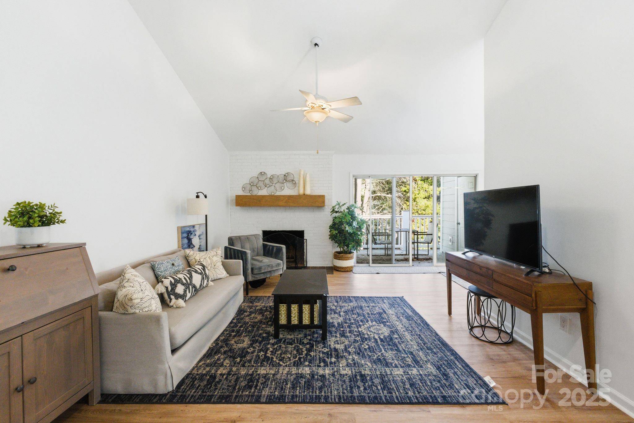 9401 S Vicksburg Park Court