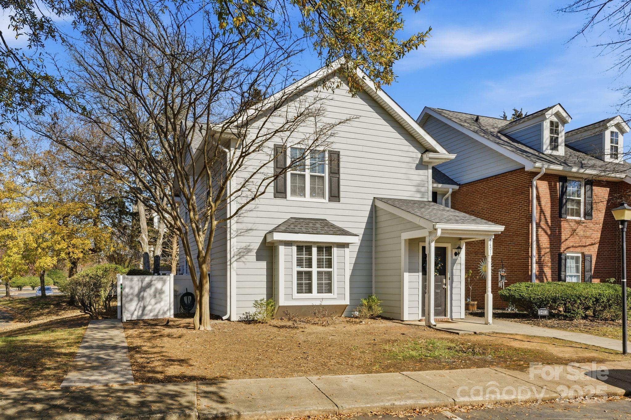 9401 S Vicksburg Park Court