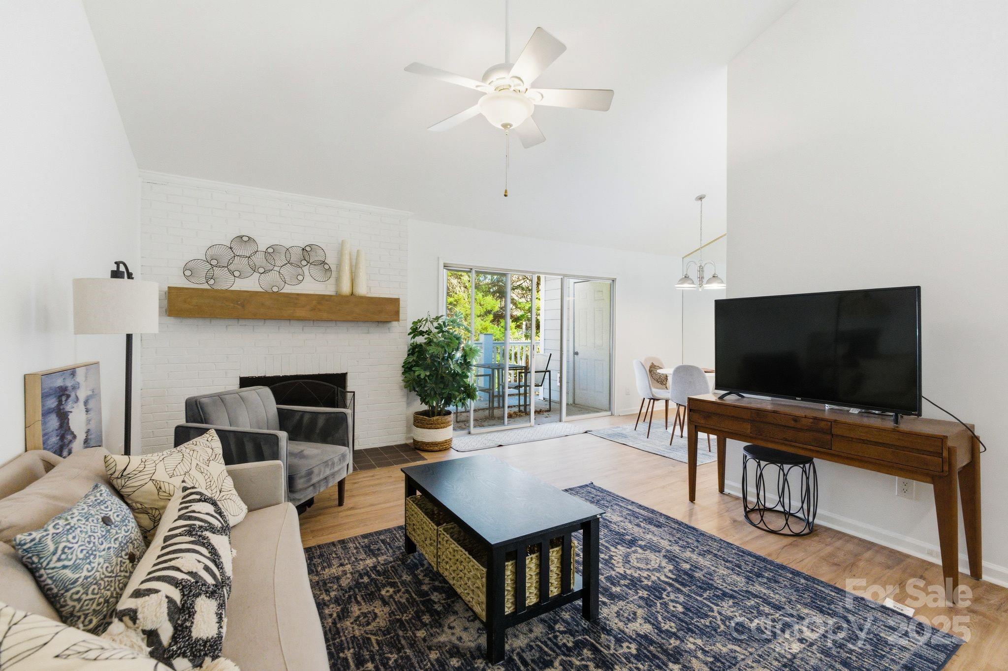 9401 S Vicksburg Park Court