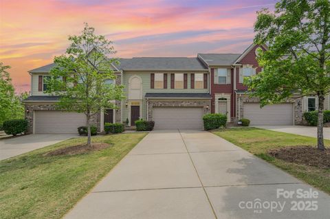 1849 Fleetwood Drive Charlotte NC 28208