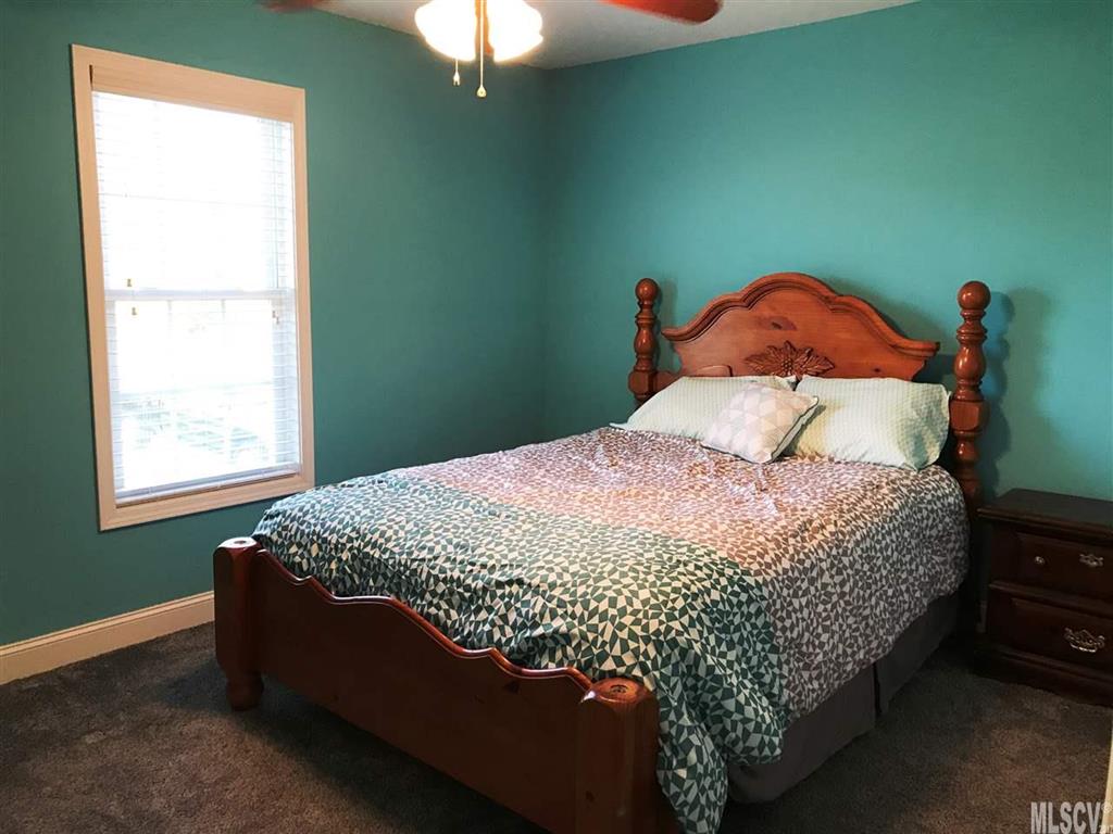 South Lakes - Residential