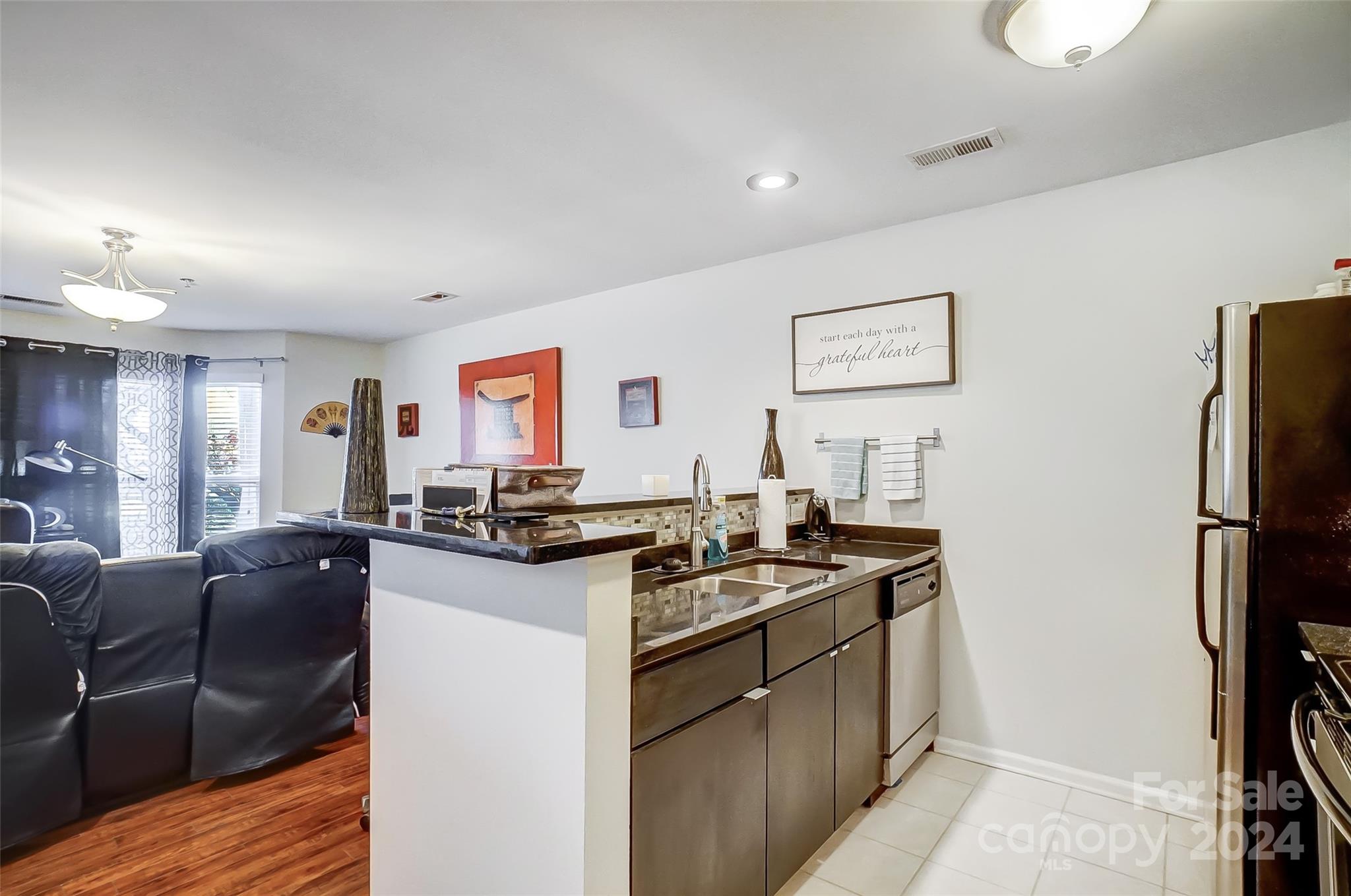 529 N Graham Street 2I