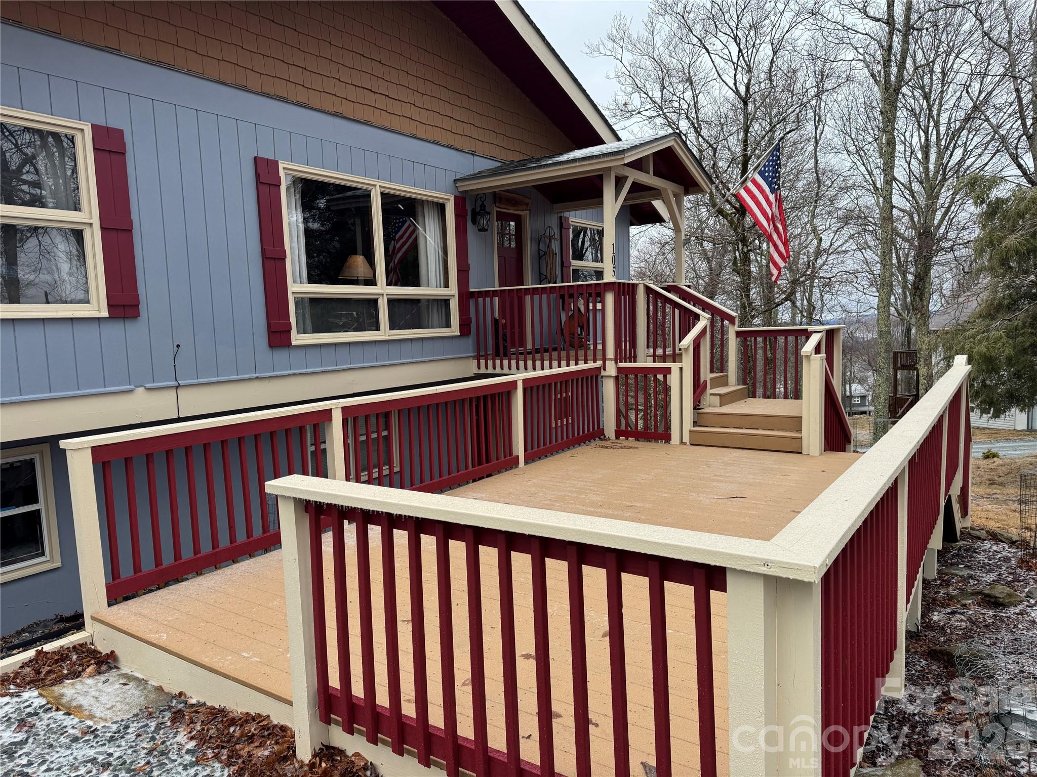 105 Pinnacle Ridge Road