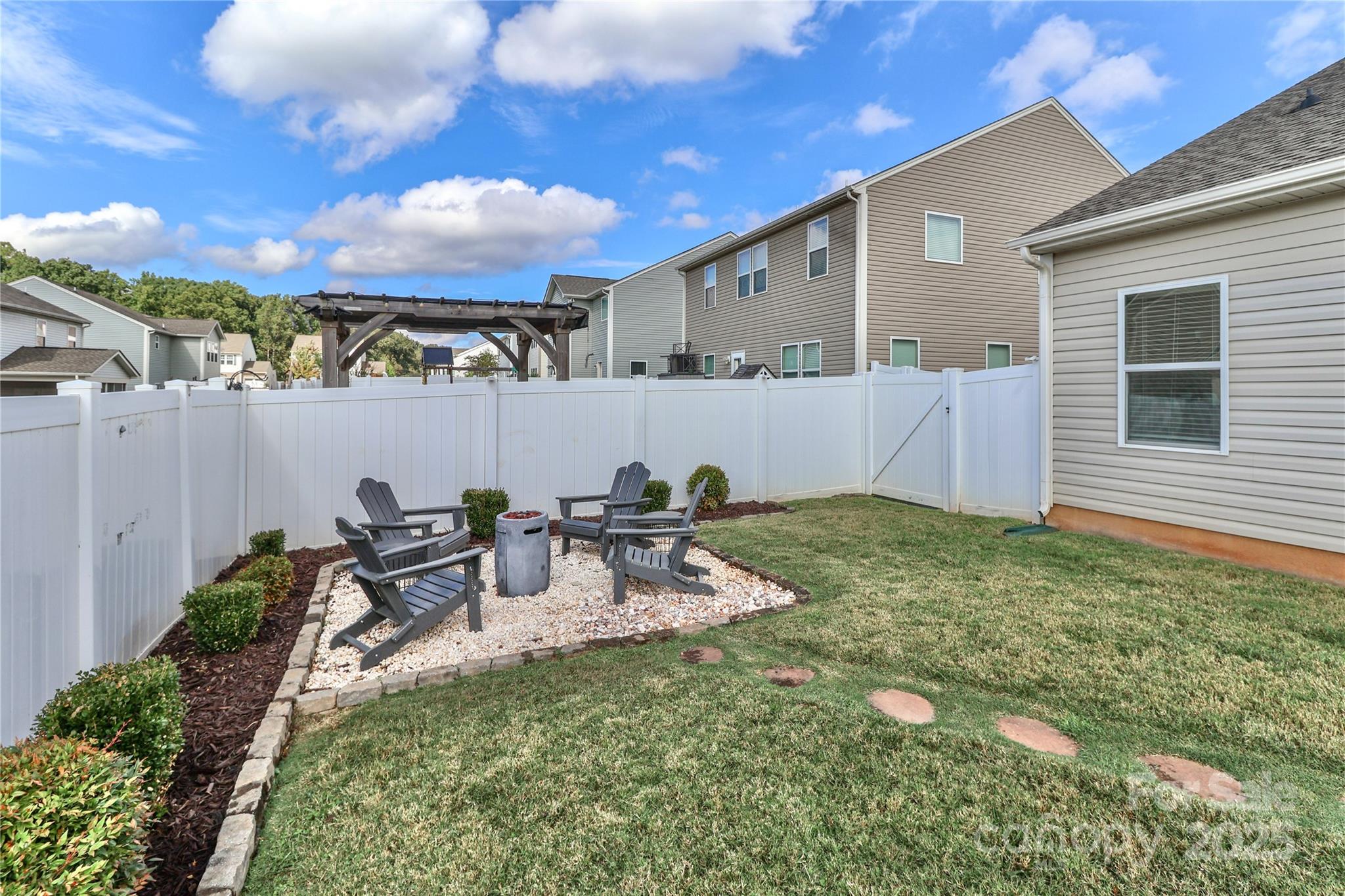 Sutters Mill - Residential