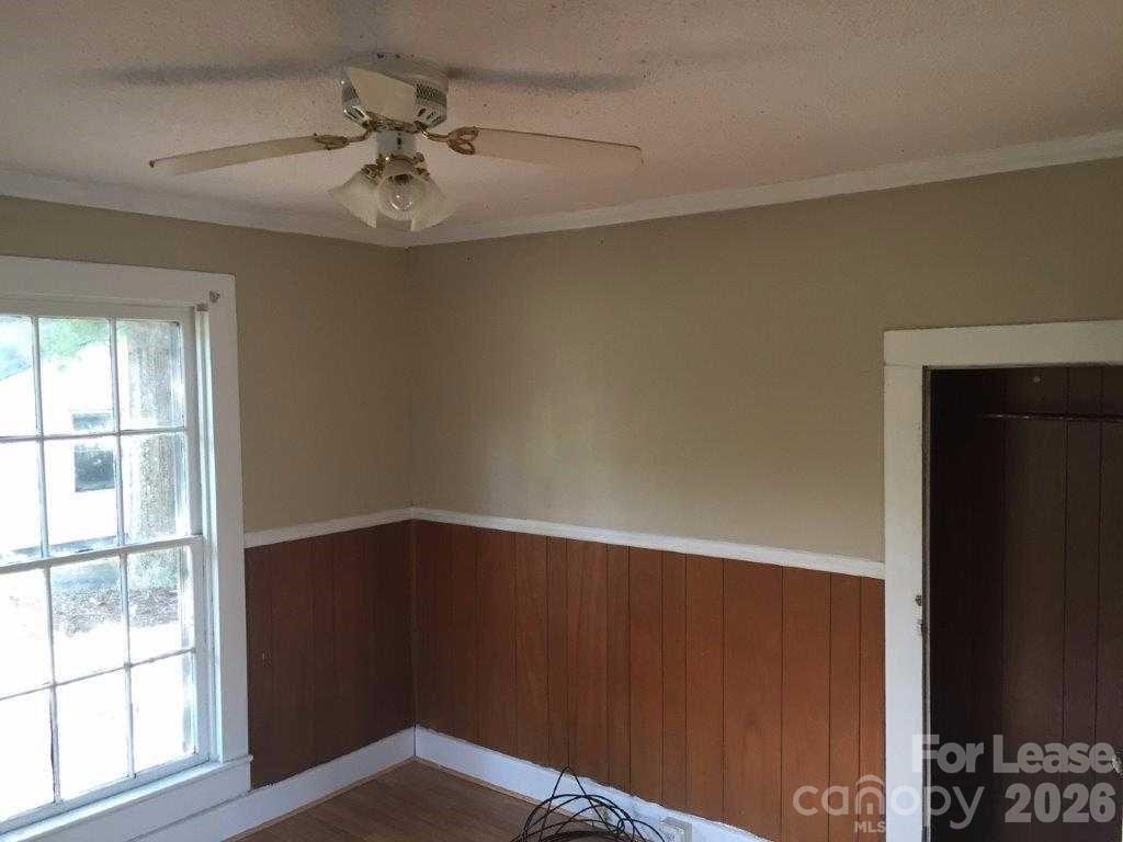 808 Wilmington Avenue