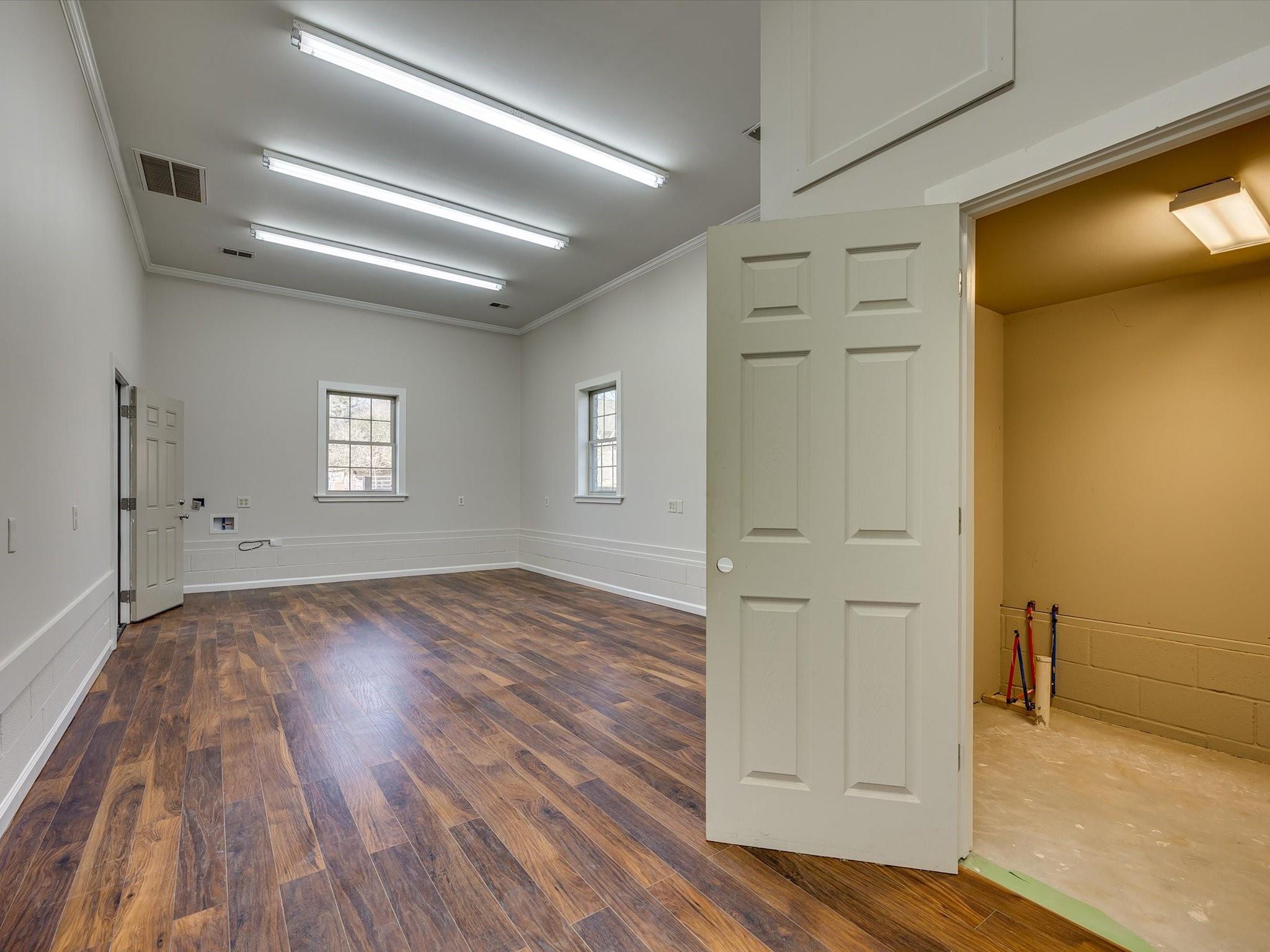 Hidden Oaks - Residential