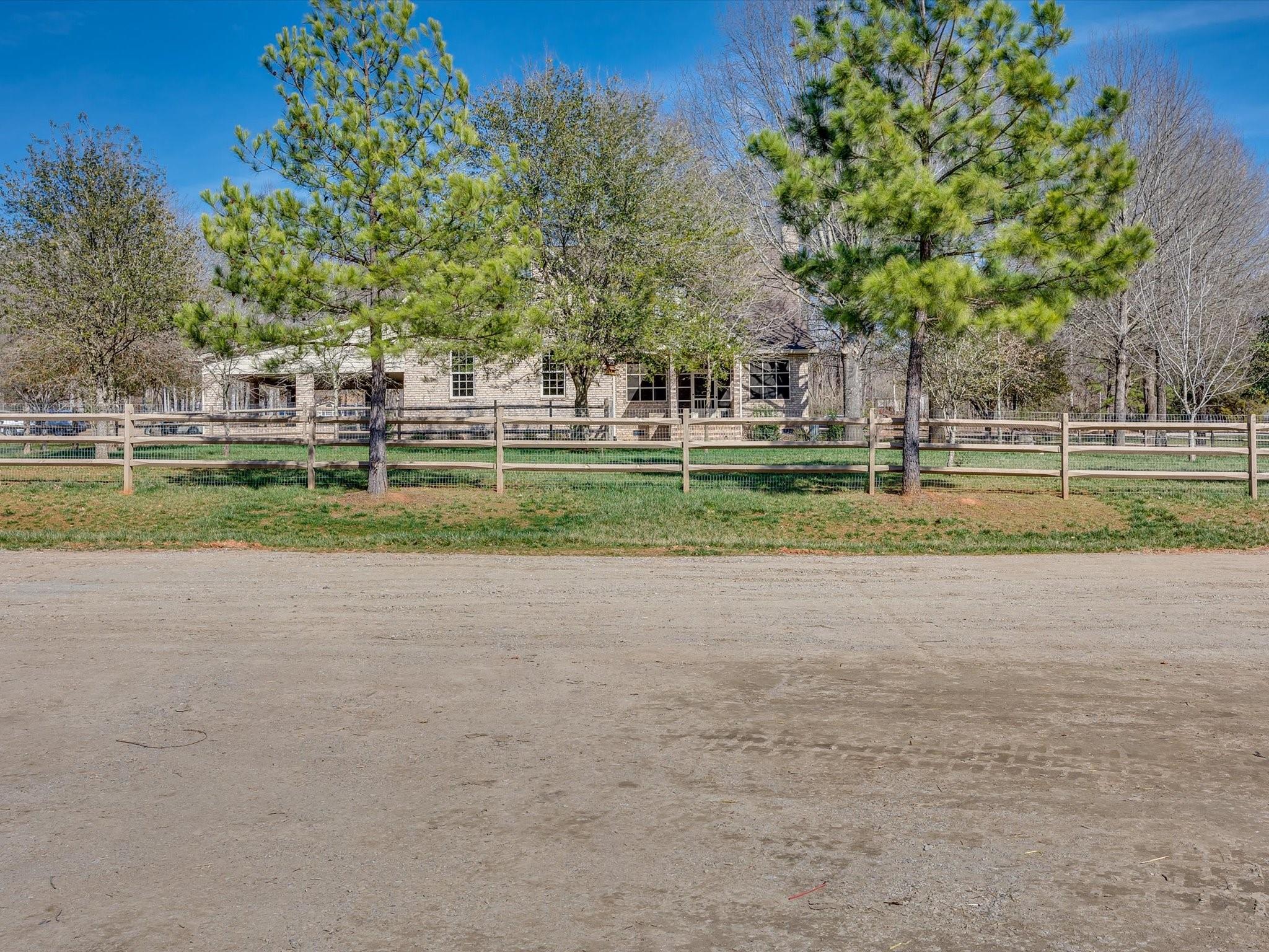 Hidden Oaks - Residential