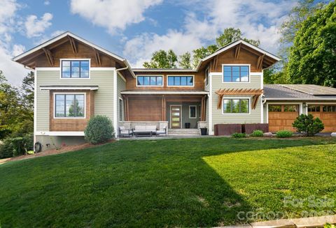 Photo of 96 Gibson Road, Asheville, NC 28804 (MLS # 4346297)