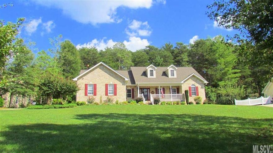 Beautiful ranch style home on .81 acre lot with a lavishly landscaped yard. This home offers a large screen room which overlooks the fabulous back yard. There is a rocking chair front porch as well. Inside you'll love the open and spacious feel. The large great room has tray ceilings, custom built-in's, and a stone front fireplace. The kitchen has SS appliances, a serving window which leads to the screen room, custom cabinets w/ lighting, and an island w/ breakfast bar. The dining area is open to both the GR and Kit! The layout makes this home great for entertaining. There are two large guest BR's which share a good-sized bath. The master is large and offers a wall of windows which provides plenty of natural light and views of the yard. The master bath offers a jetted tub & shower. Just off the master is a cozy sewing room w/ a built in work table.There is an office ( currently used as an art painting studio). There are two light tubular skylights that add natural light. MUST SEE!