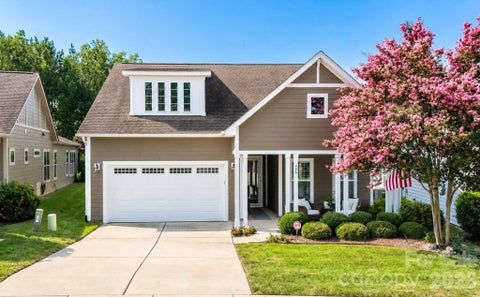 Photo of 420 Granite Lake Court, Denver, NC 28037 (MLS # 4412537)