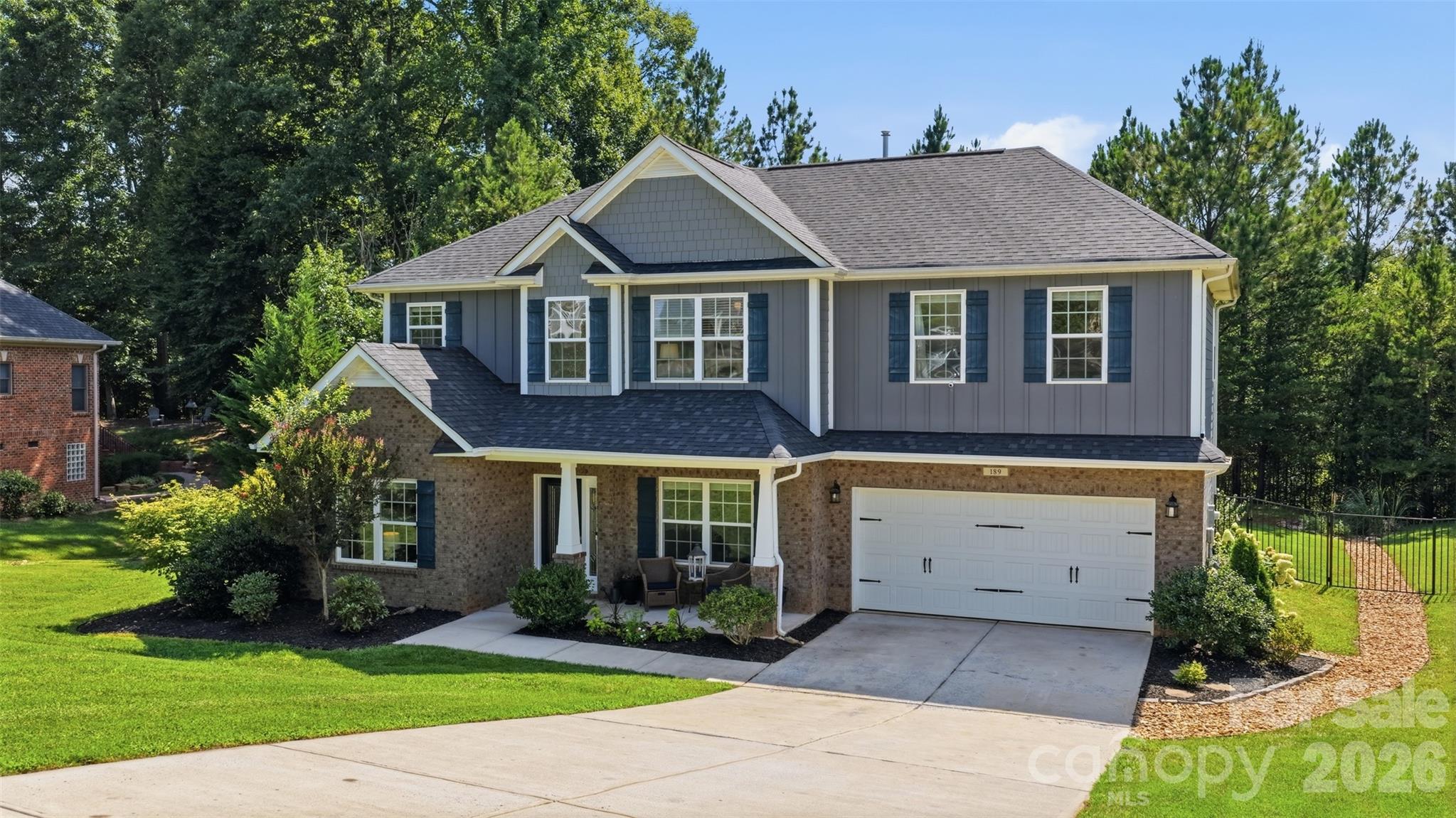 189 Hunters Hill Drive