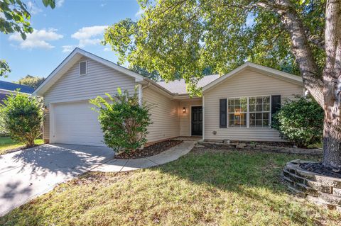 9320 Tibble Creek Way Charlotte NC 28227