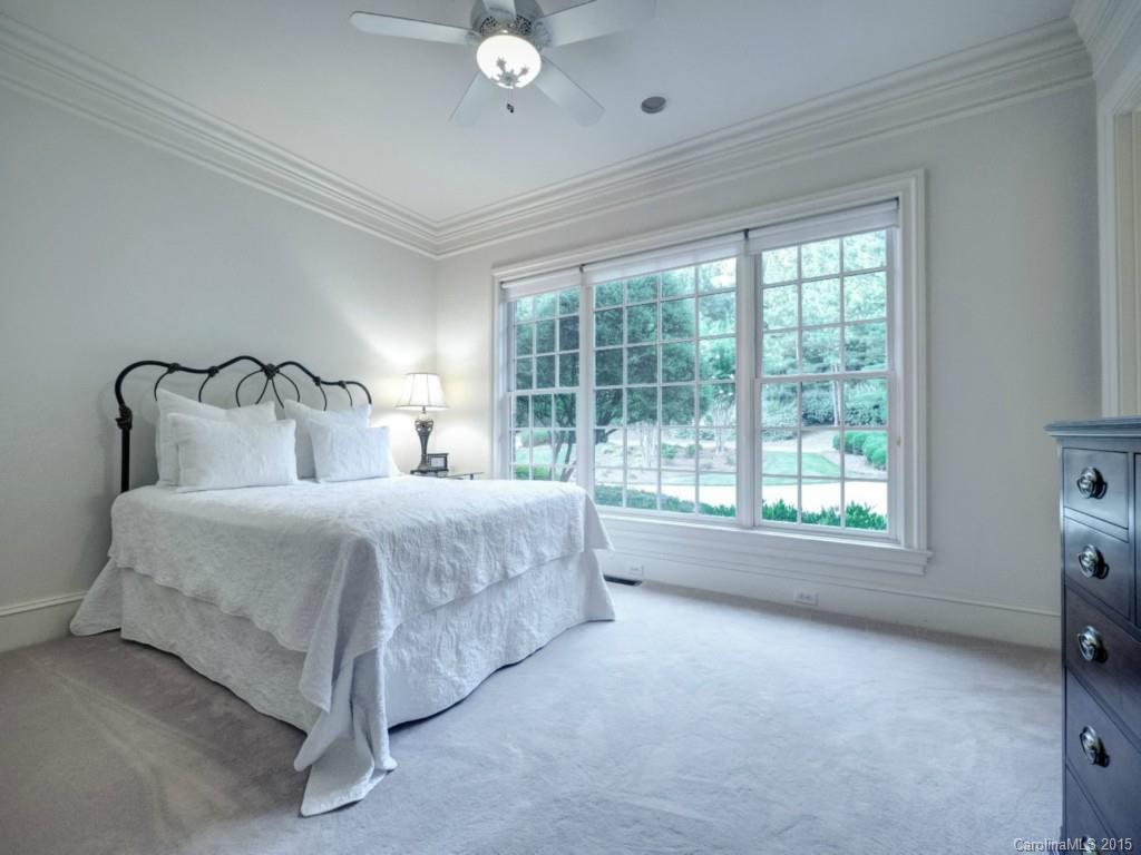 The Peninsula - Residential