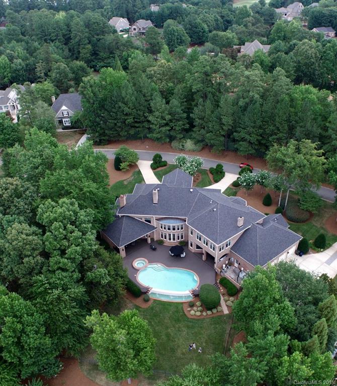 The Peninsula - Residential