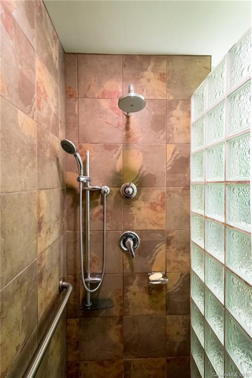 Brookland Manor - Residential