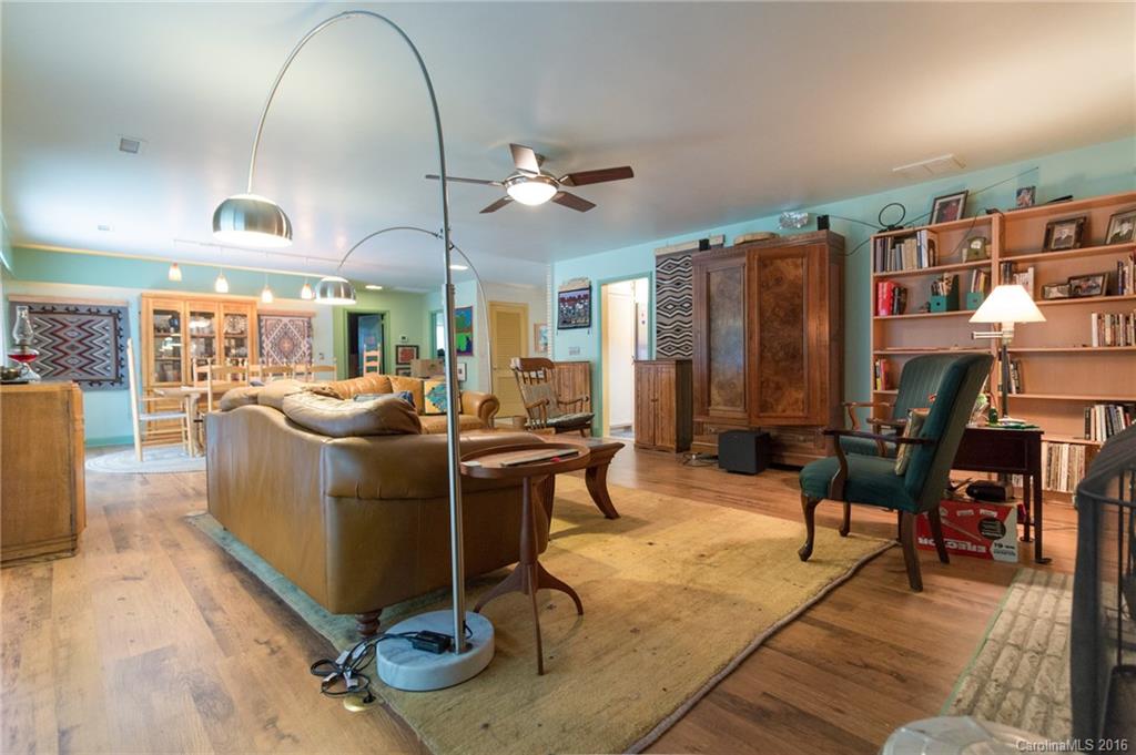 Brookland Manor - Residential