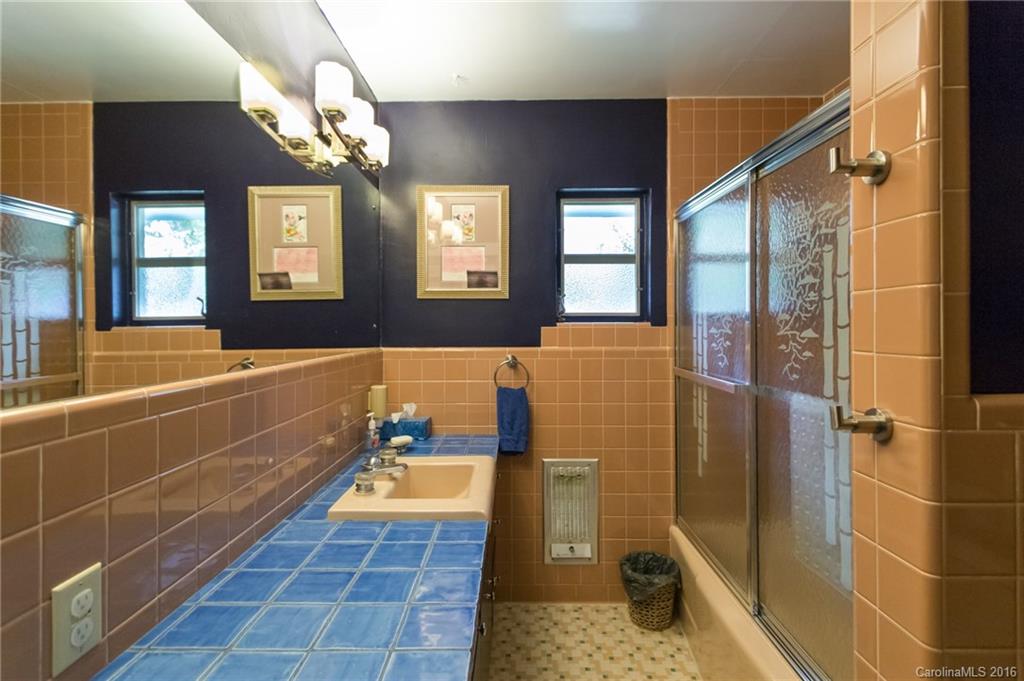 Brookland Manor - Residential