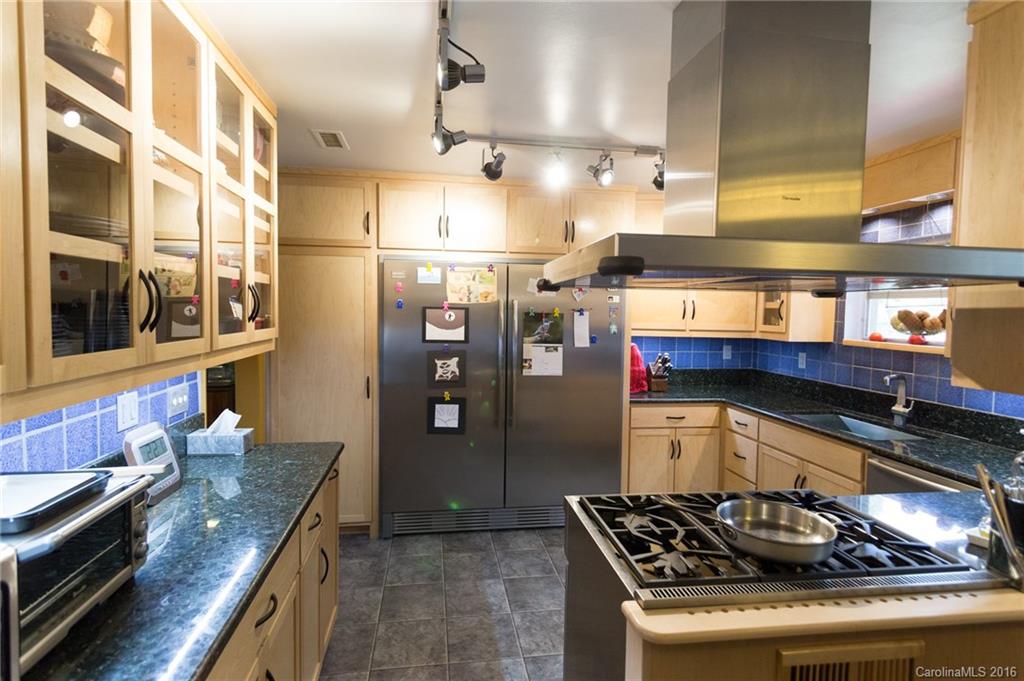 Brookland Manor - Residential