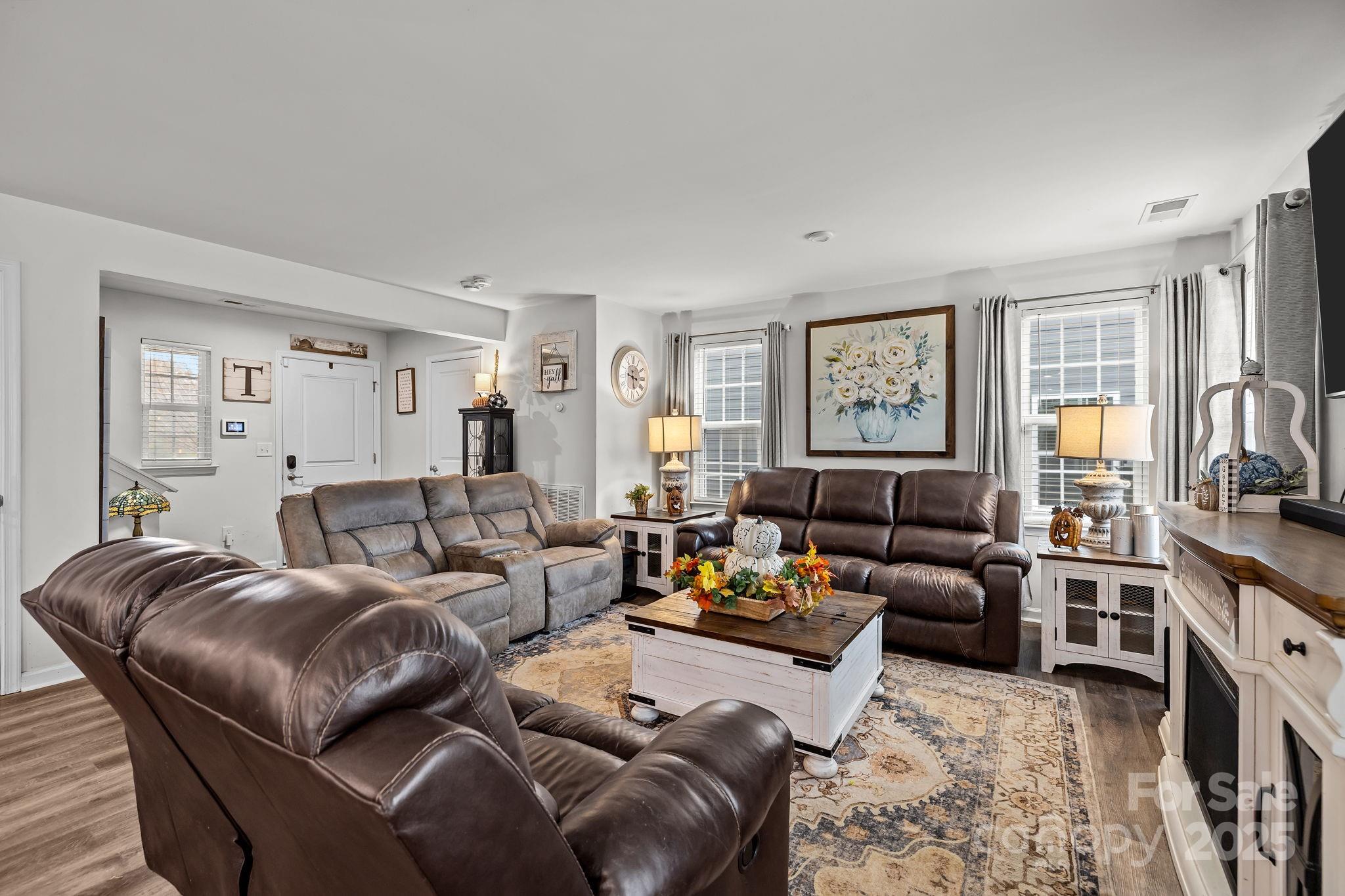 1818 Slippery Rock Lane