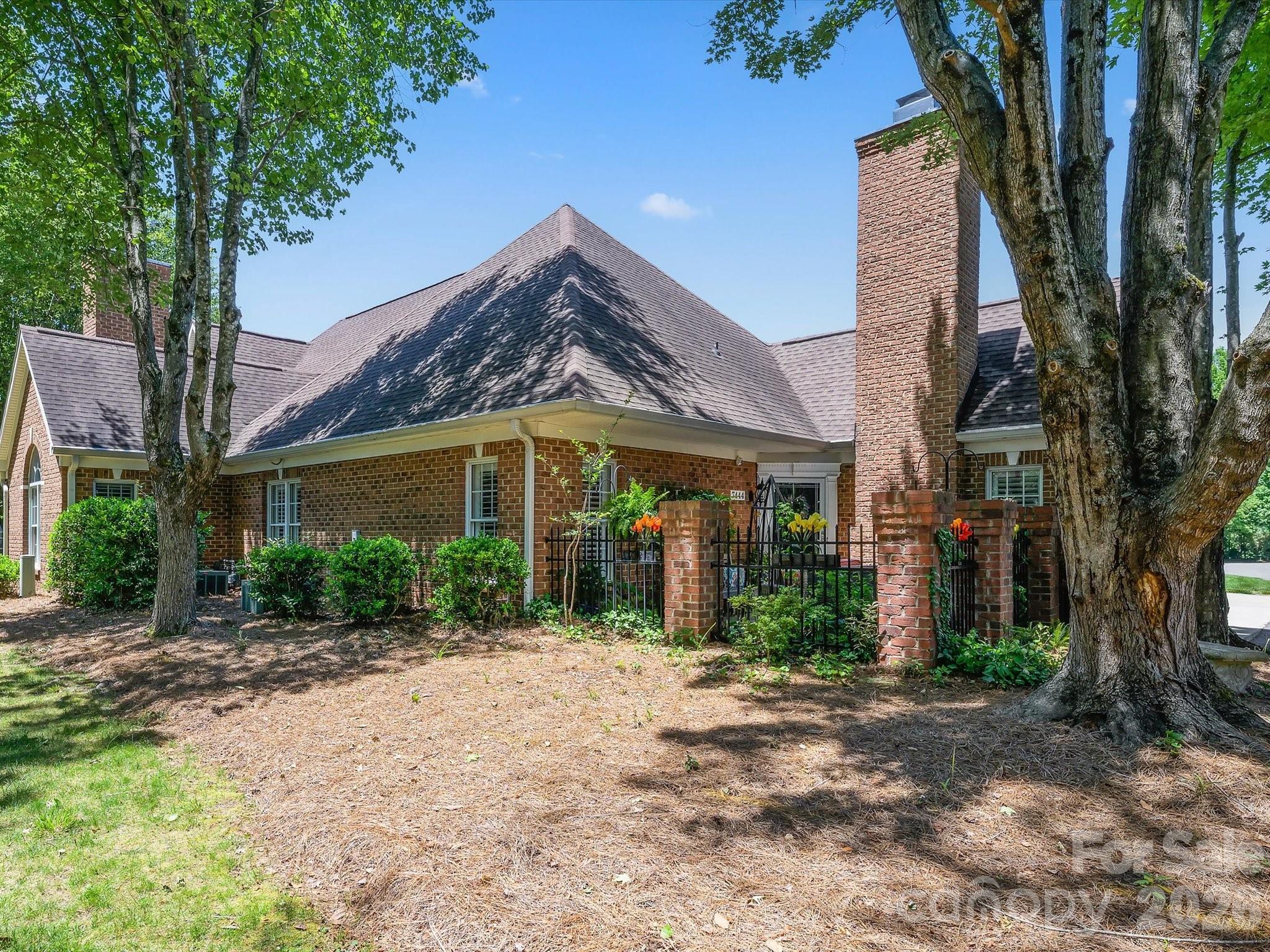 Piper Glen - Residential