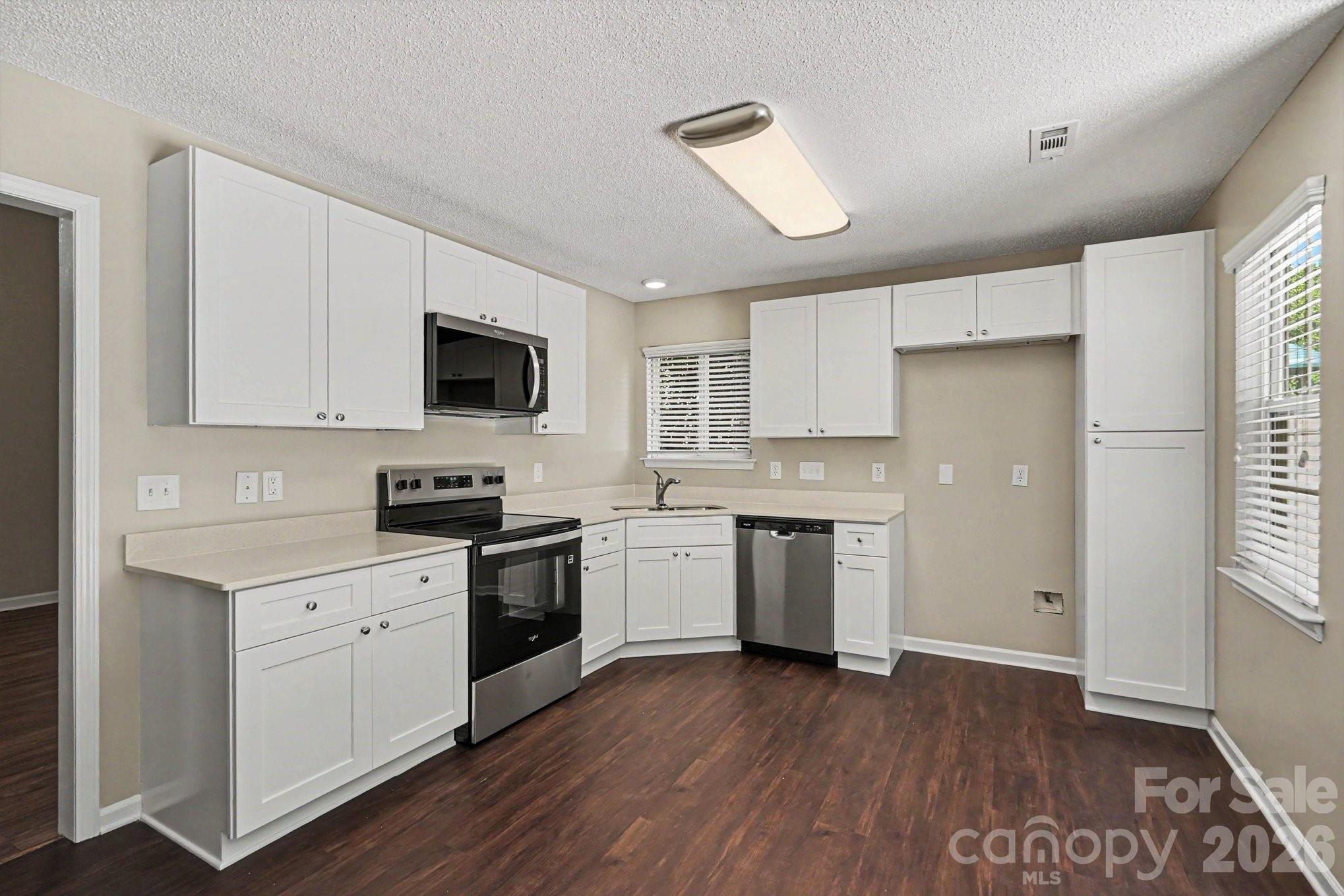 5615 Waverly Lynn Lane