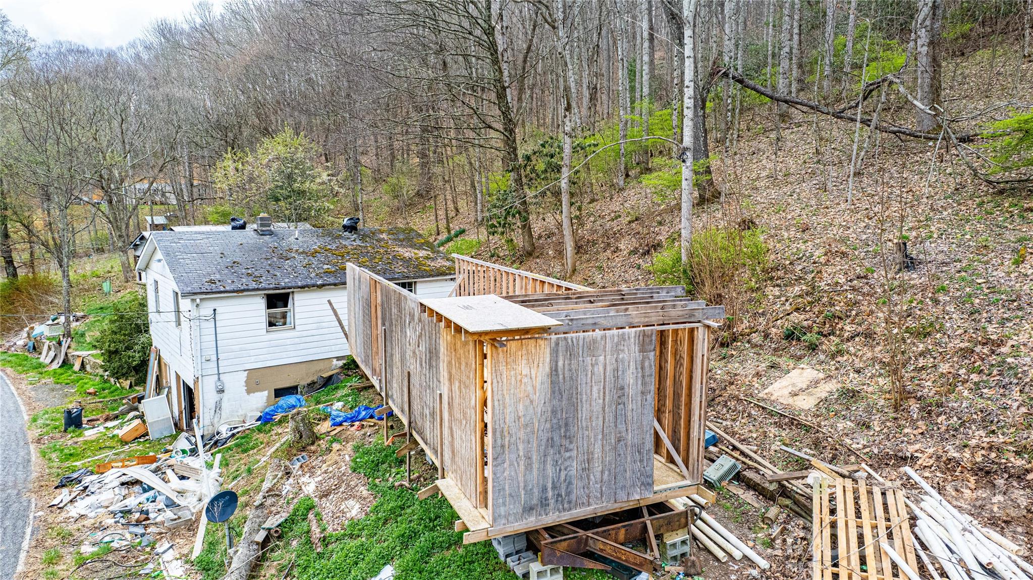 2828 Chandler Creek Road