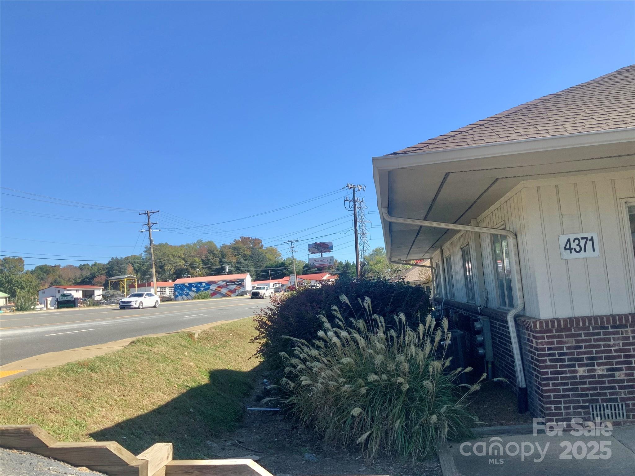 4371 Charlotte Highway 9