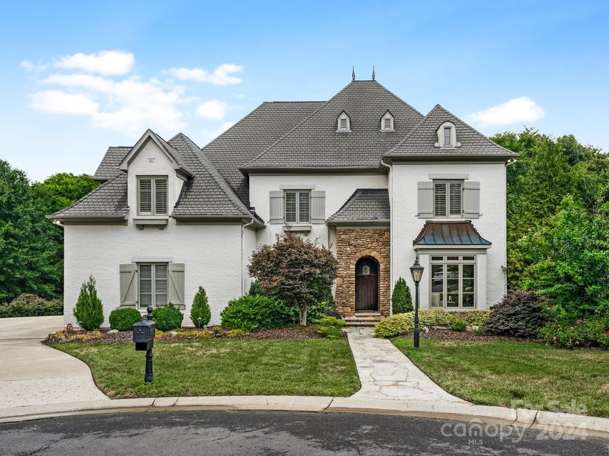 Great opportunity to be in the desirable Stonecroft neighborhood. Elegant home located in a quiet cul-de-sac on over half acre lot. Well-appointed kitchen with custom cabinetry and stainless-steel appliances is open to Keeping Room with built-ins and fireplace. Study with coffered ceiling can also be used as bedroom on main with walk-in closet and adjacent to full bath. Great Room with stacked stone fireplace, generous crown moldings, and arched doorways. Spacious Primary with tray ceiling and large bath with oversized walk-in closet. Amazing outdoor living with screened porch and terrace overlooking private professionally landscaped rear yard with a resort-like pool and hot tub (2019). Neutral interior paint and carpet and refinished hardwoods just completed. Just minutes away from shops and restaurants.