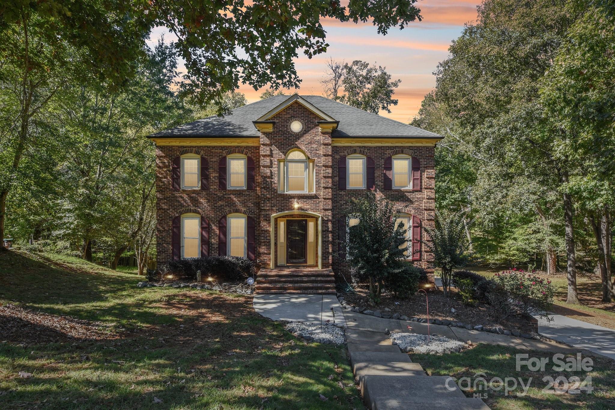 Williamsburg South - Residential