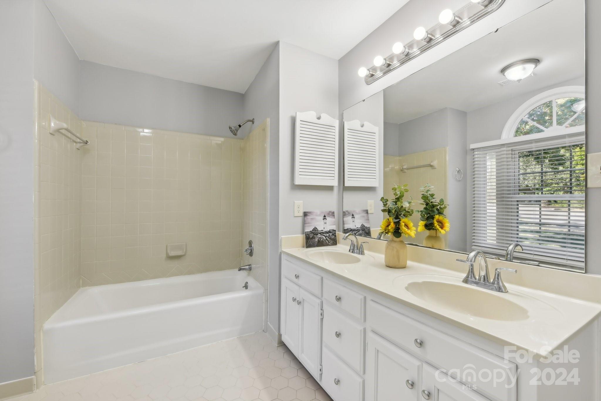 Williamsburg South - Residential