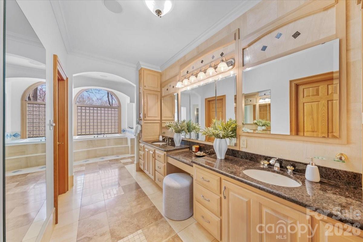 Rolling Green - Residential