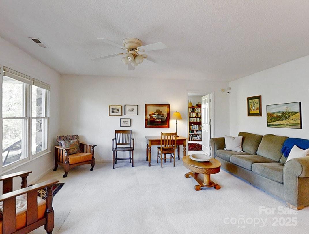 204 Rocky Mountain Way