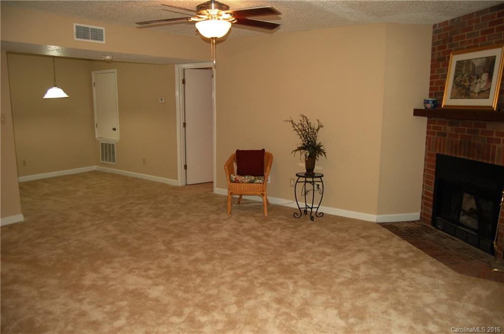 Sharon Place - Residential