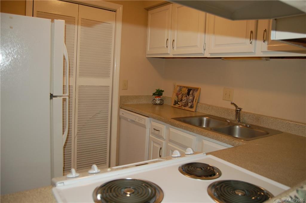 Sharon Place - Residential