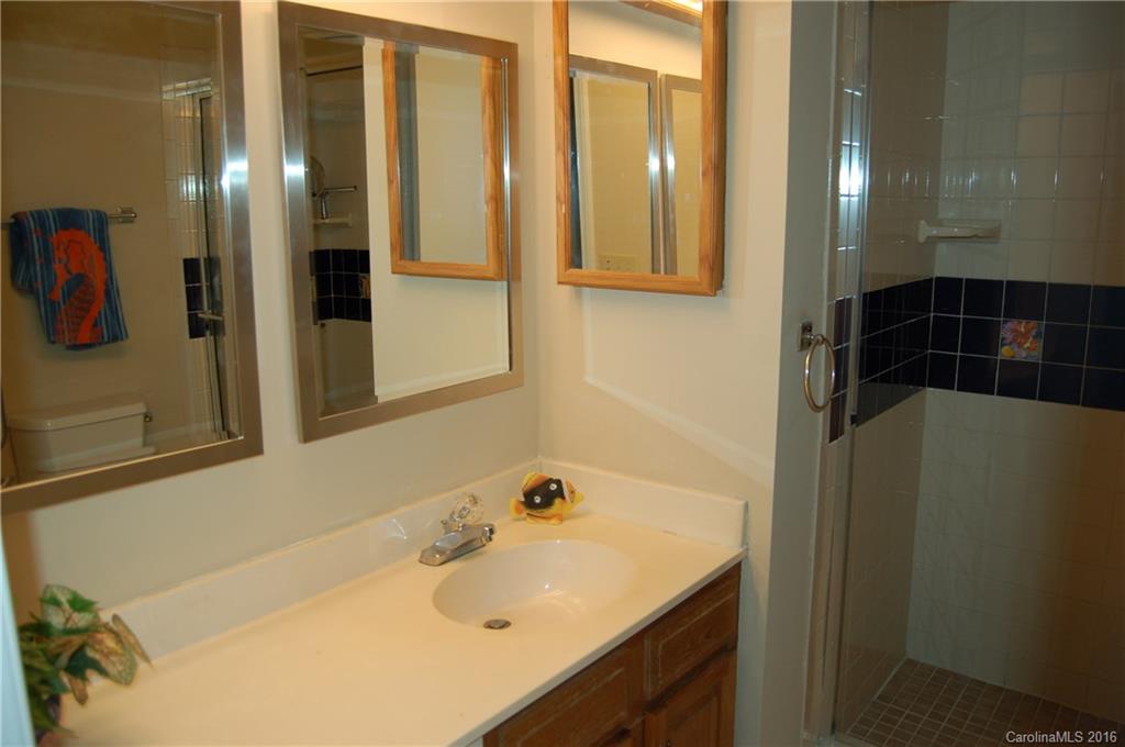 Sharon Place - Residential