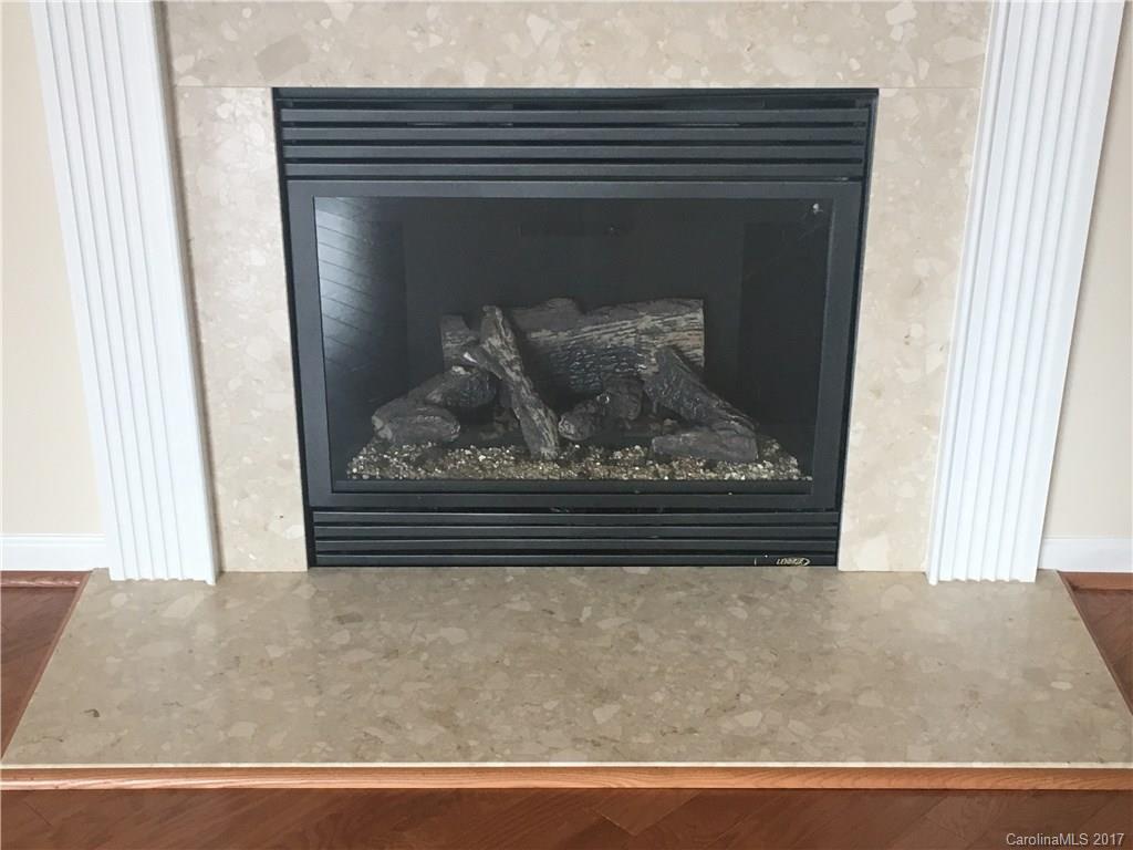 Sandy Pointe - Residential Lease