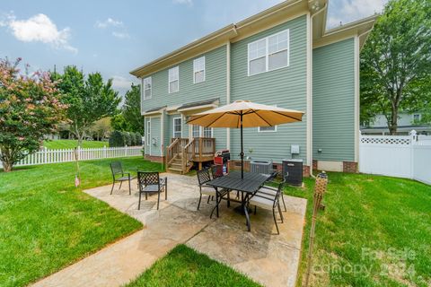 A home in Huntersville