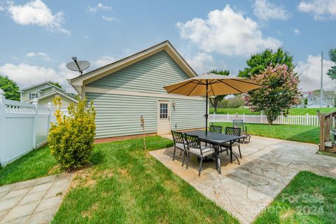 A home in Huntersville