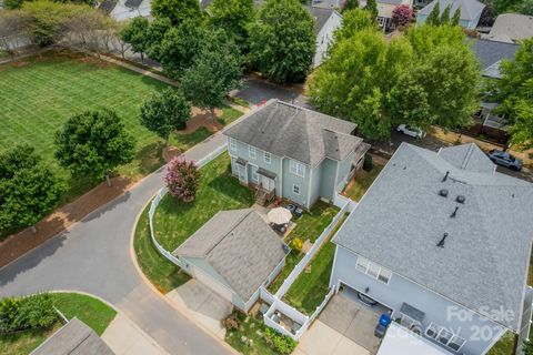 A home in Huntersville