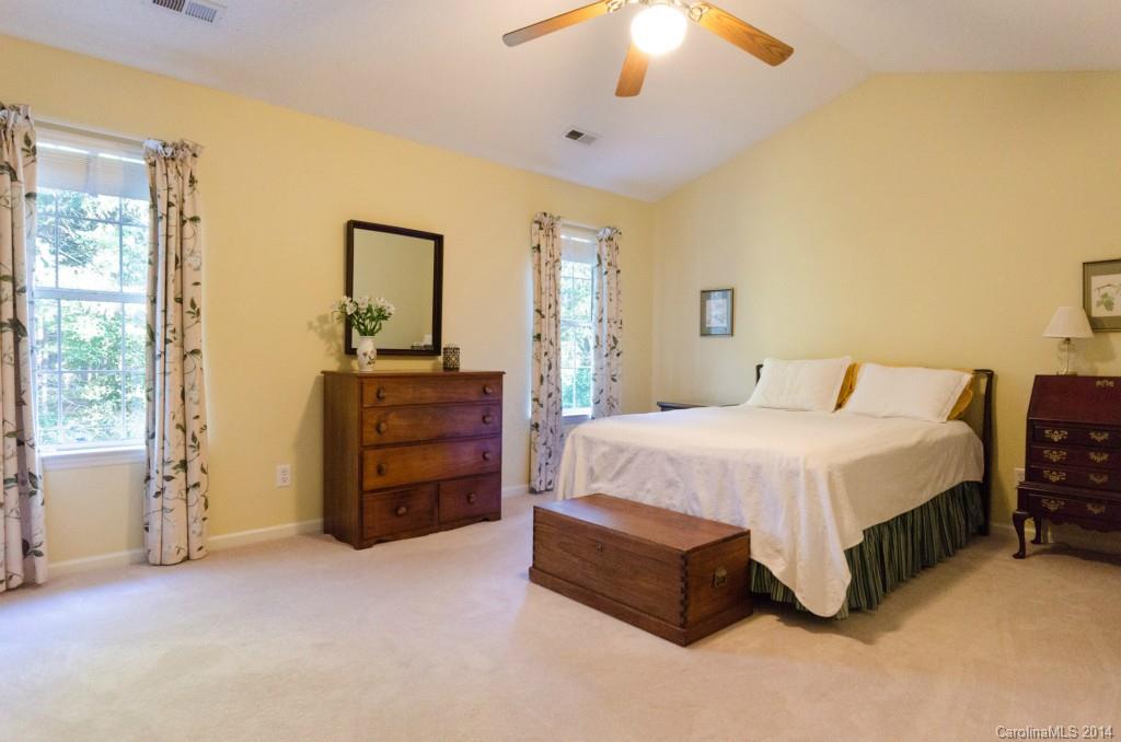 Wiltshire Manor - Residential