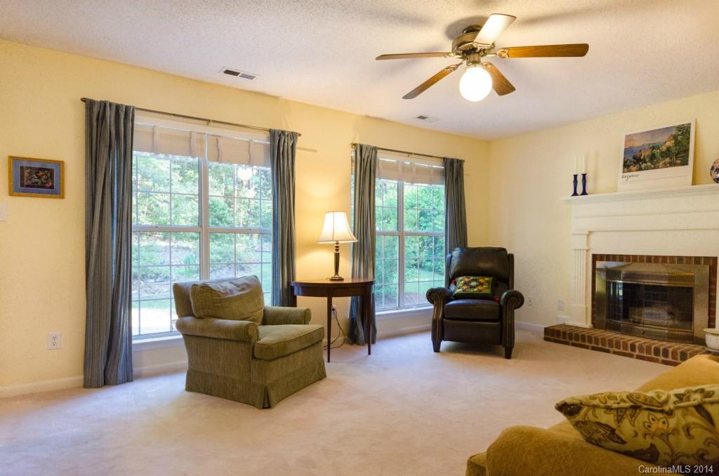 Wiltshire Manor - Residential