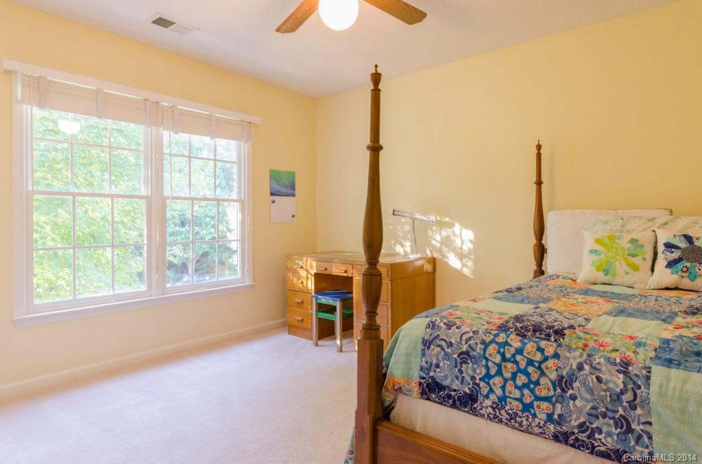 Wiltshire Manor - Residential