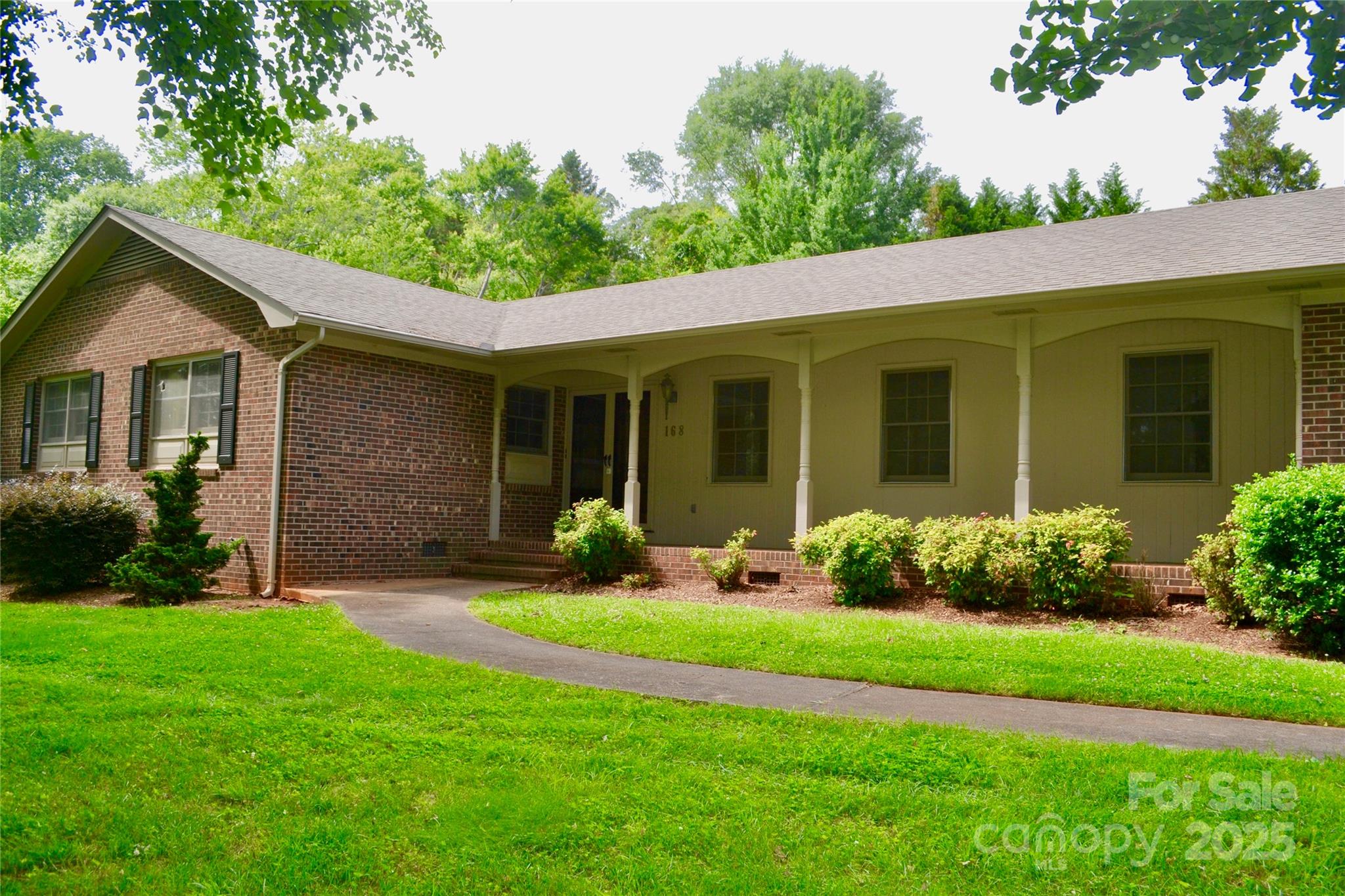 168 Honeysuckle Drive
