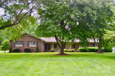 168 Honeysuckle Drive Rutherfordton NC 28139