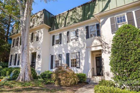 153 Perrin Place 153 Charlotte NC 28207